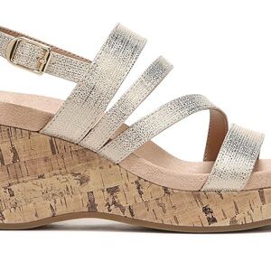 LifeStride Women's Discover Strappy Platform Wedge Sandal. 7.5 wide